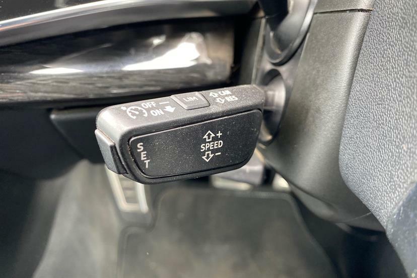 Audi Q8 55 Tfsi E Quattro Black Edition Tiptronic Grey #34