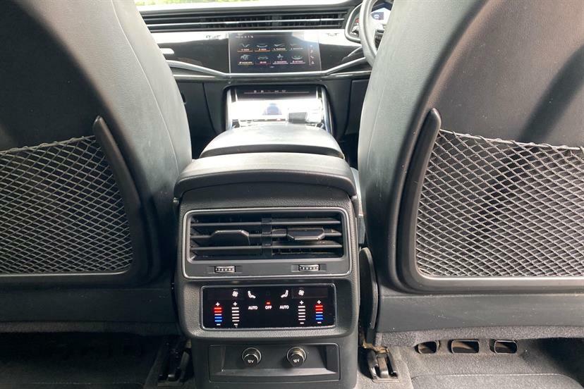 Audi Q8 55 Tfsi E Quattro Black Edition Tiptronic Grey #13