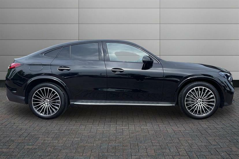 Mercedes-Benz GLC Class Glc 300 4Matic Amg Line Prem Plus 9G-tronic Black #3