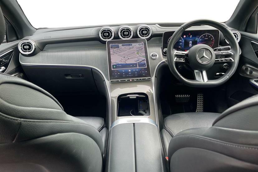 Mercedes-Benz GLC Class Glc 300 4Matic Amg Line Prem Plus 9G-tronic Black #6