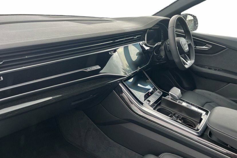 Audi Q8 3.0 Tdi V6 Black Edition Suv Tiptronic White #2