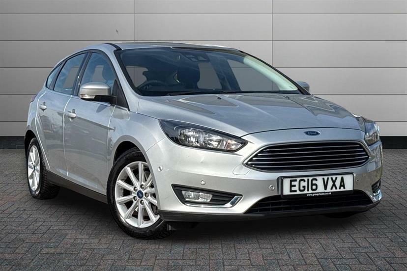 Ford Focus 1.5 Ecoboost Titanium Silver