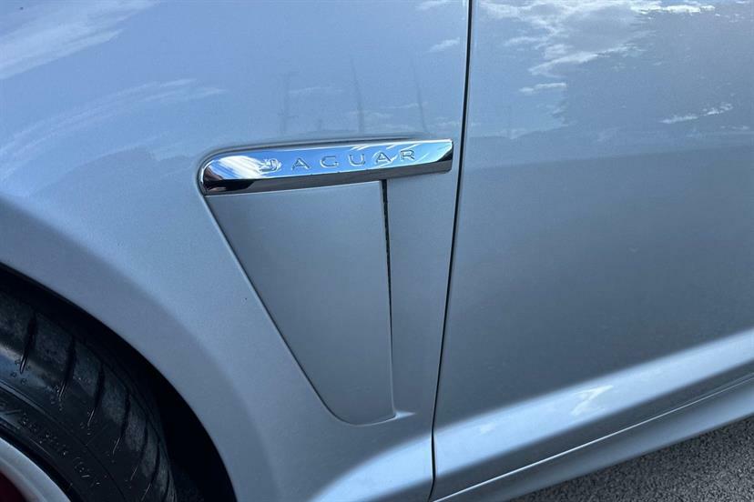 Jaguar XF R V8  #33