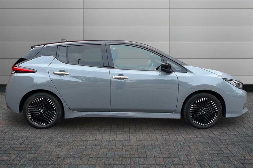 Nissan Leaf 110Kw Tekna 39Kwh Black #4