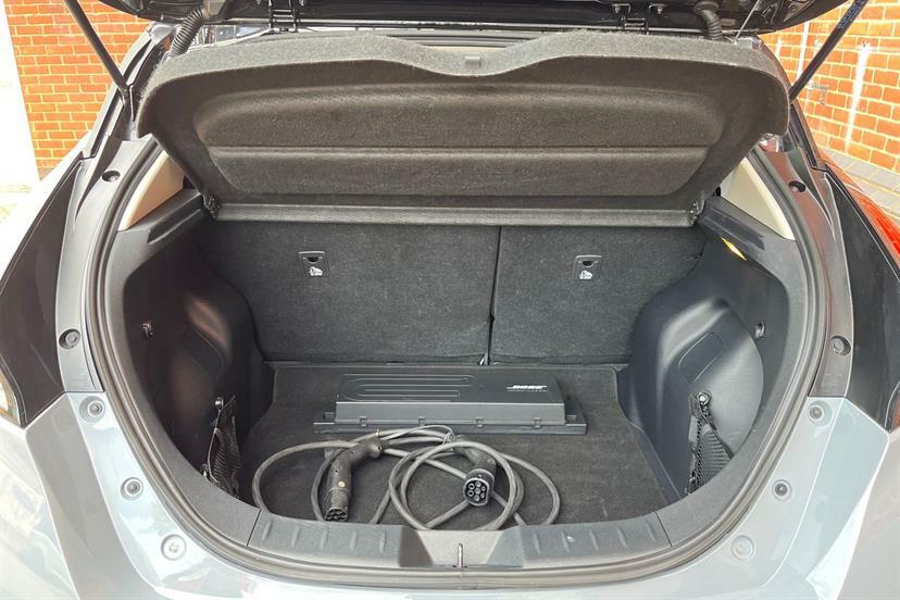 Nissan Leaf 160Kw E Tekna 59Kwh Blue #9