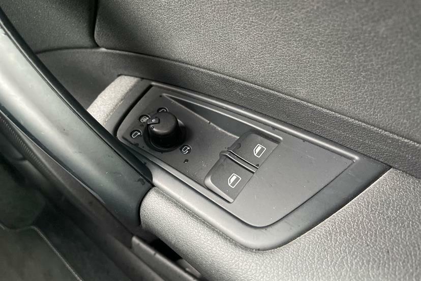 Audi A1 Sportback Tfsi Sport White #26