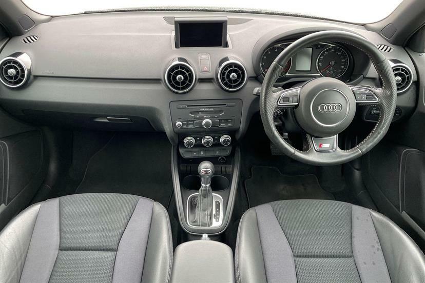 Audi A1 Sportback Tfsi Sport White #9