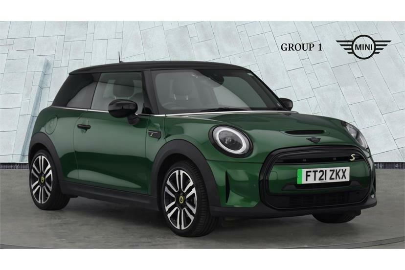 Mini Hatch 1.5 Cooper Sport Hatchback 136 Red #1