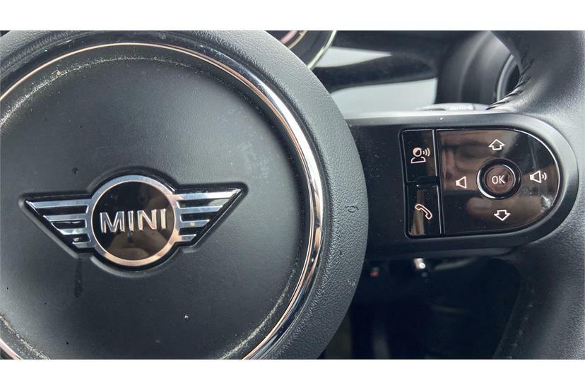 Mini Hatch 1.5 Cooper Sport Hatchback 136 Red #17