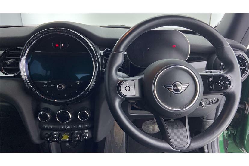 Mini Hatch 1.5 Cooper Sport Hatchback 136 Red #5