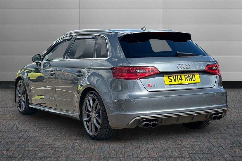 Audi A3 1.6 Tdi Se Sportback Euro 6 Ss Grey #2