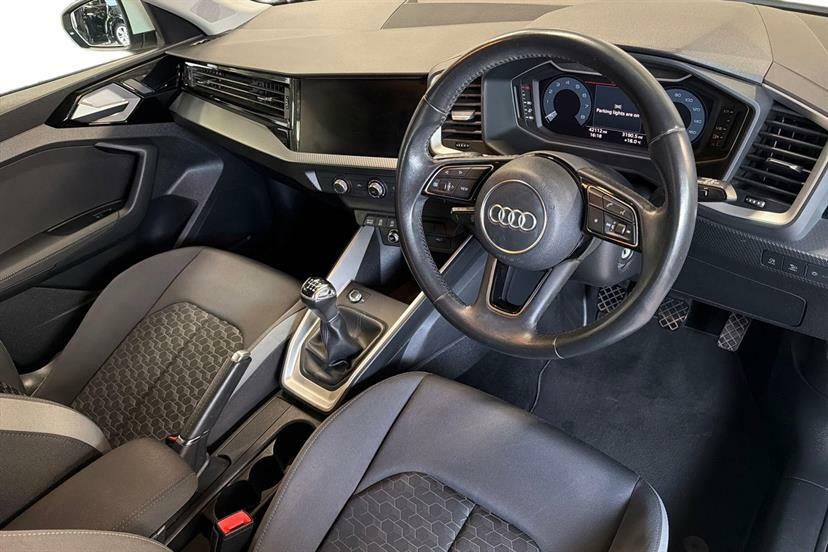 Audi A1 30 Tfsi Sport White #6