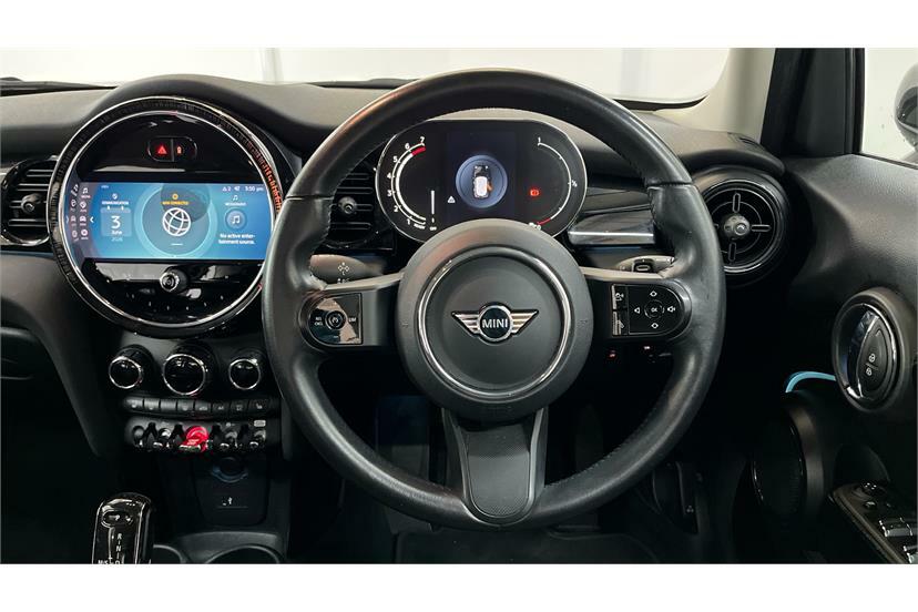 Mini Hatch 1.5 Cooper Classic Premium Black #4