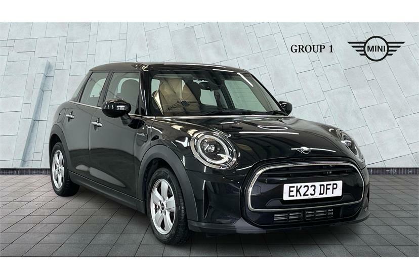 Mini Hatch 1.5 Cooper Classic Premium Black