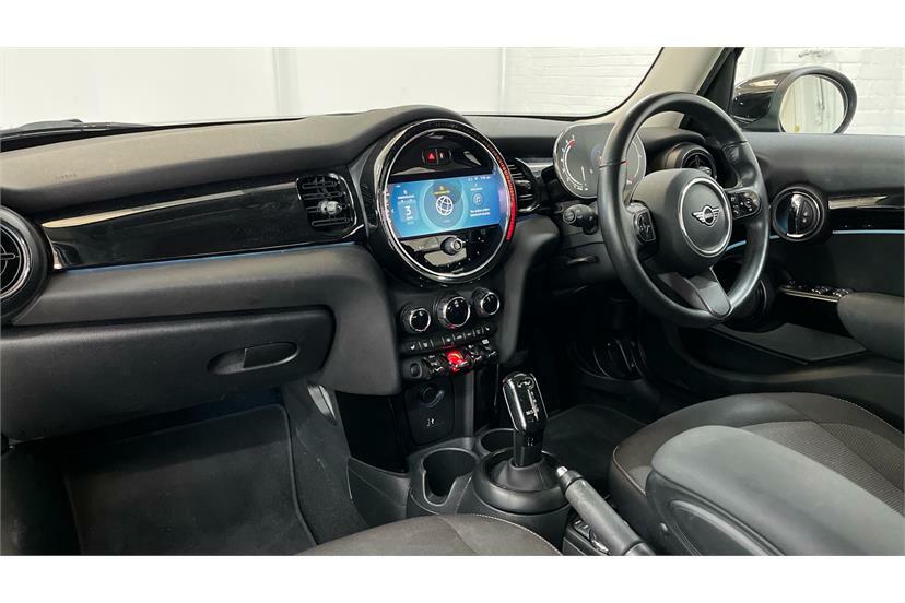 Mini Hatch 1.5 Cooper Classic Premium Black #6