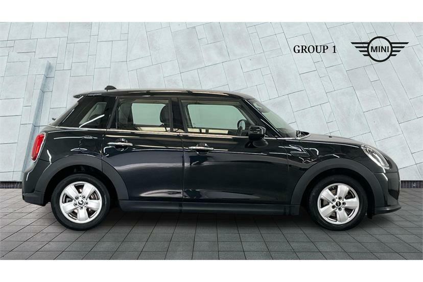 Mini Hatch 1.5 Cooper Classic Premium Black #2