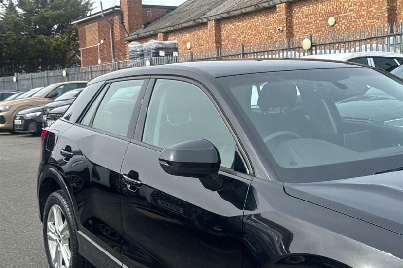 Audi Q2 30 Tfsi Sport Grey #17