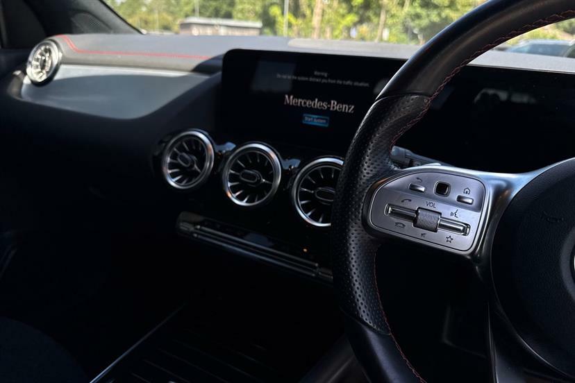 Mercedes-Benz EQA Eqa 250 66.5Kwh Amg Line Black #23