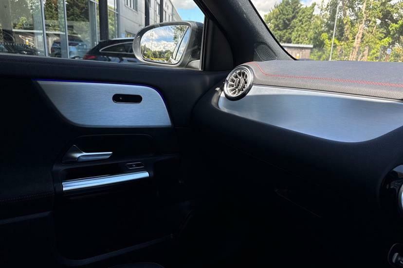 Mercedes-Benz EQA Eqa 250 66.5Kwh Amg Line Black #28