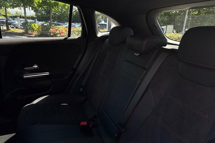 Mercedes-Benz EQA Eqa 250 66.5Kwh Amg Line Black #32