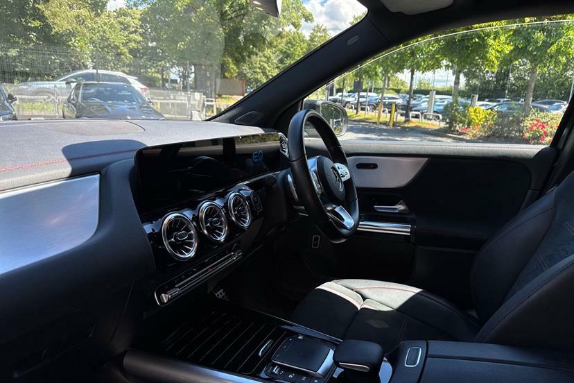 Mercedes-Benz EQA Eqa 250 66.5Kwh Amg Line Black #31