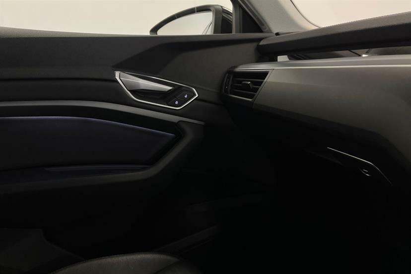 Audi E-tron 300Kw 55 Quattro 95Kwh S Line Blue #15
