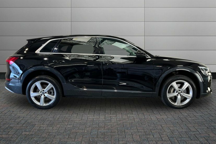 Audi E-tron 50 Technik Suv Quattro 71.2Kwh GV72JWD Black #4