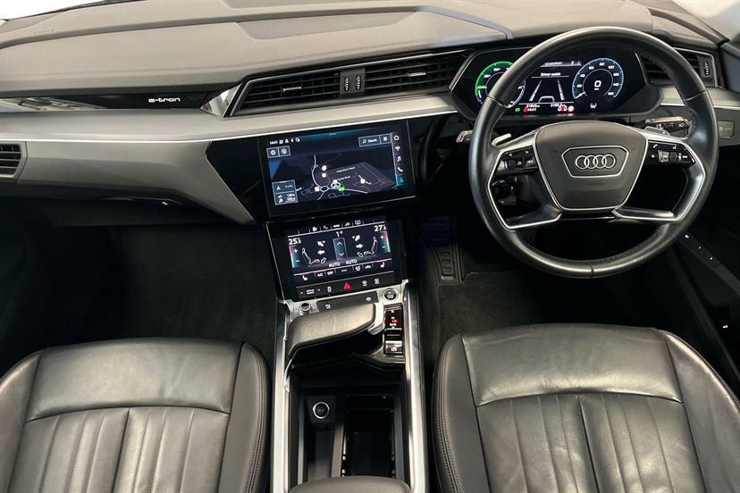 Audi E-tron 300Kw 55 Quattro 95Kwh S Line Blue #7