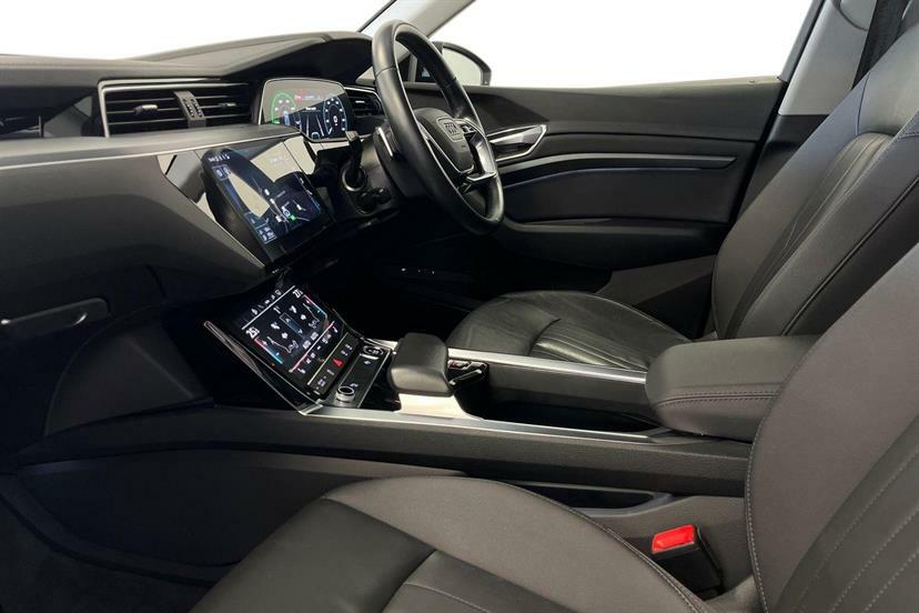 Audi E-tron 230Kw 50 Quattro 71Kwh Technik Black #2