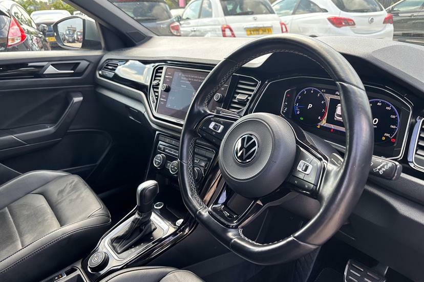 Volkswagen T-Roc Se White #17
