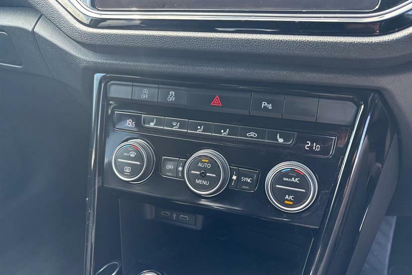 Volkswagen T-Roc Se White #22