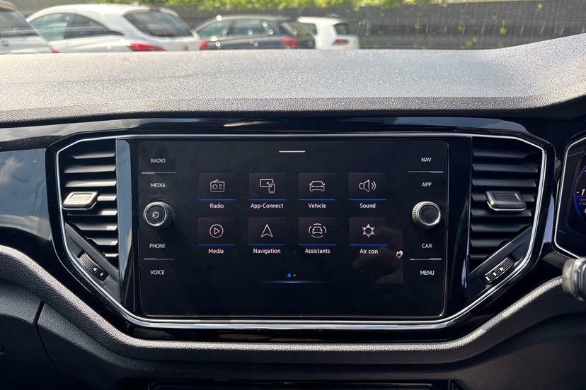 Volkswagen T-Roc Se White #29