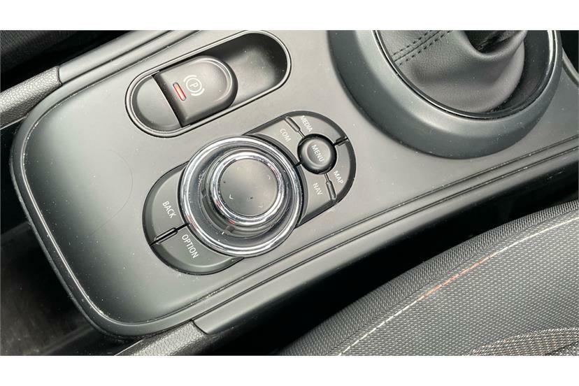 Mini Countryman 1.5 Cooper Exclusive Premium Plus Black #19