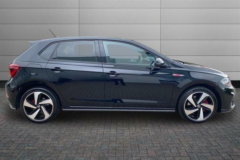 Volkswagen Polo 2.0 Tsi Gti Dsg Black #4