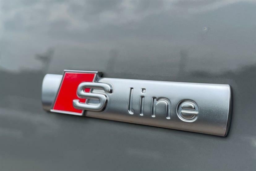 Audi A4 40 Tfsi S Line S Tronic Black #41