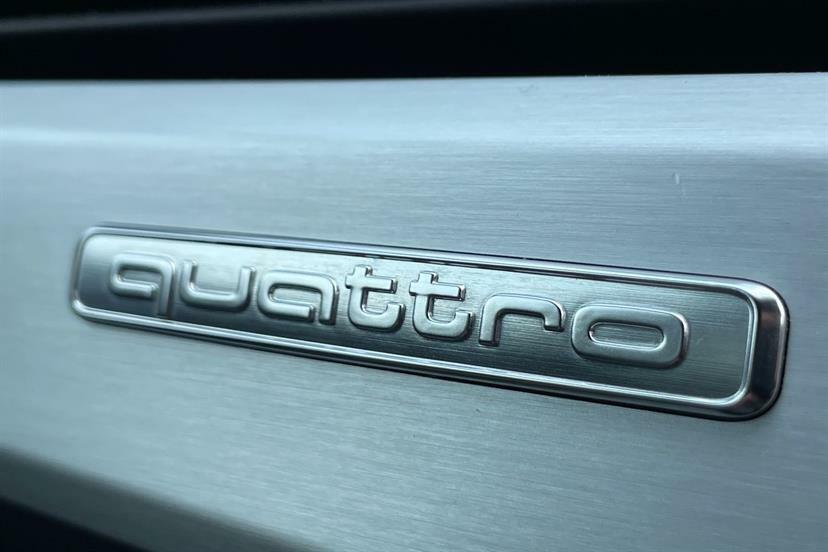 Audi A4 40 Tfsi S Line S Tronic Black #38