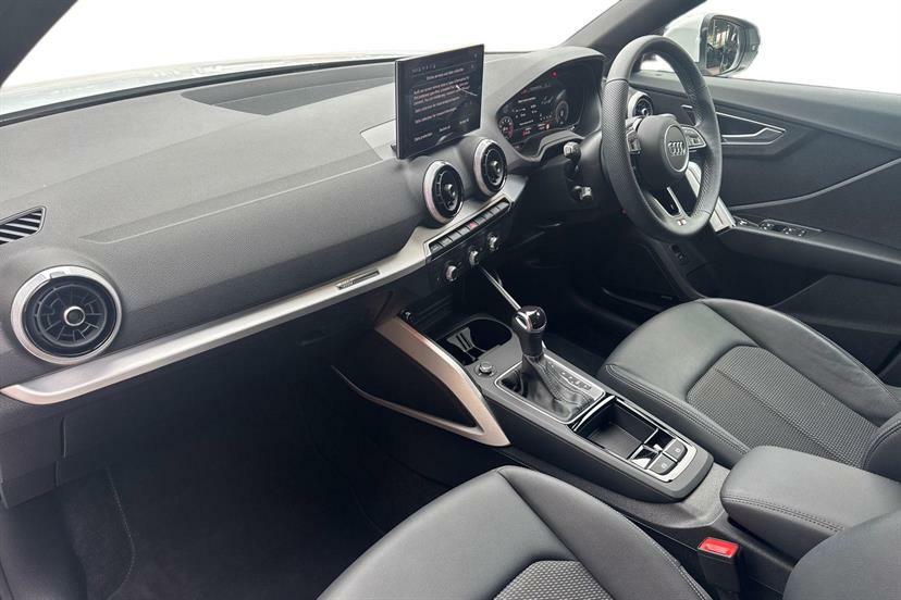 Audi Q2 35 Tfsi S Line S Tronic Cs White #2