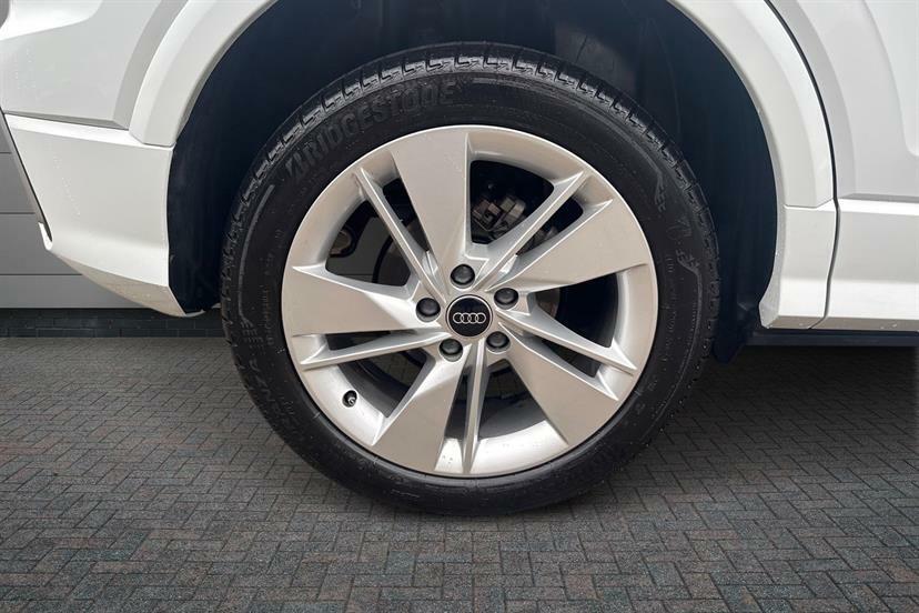 Audi Q2 35 Tfsi S Line S Tronic Cs White #5