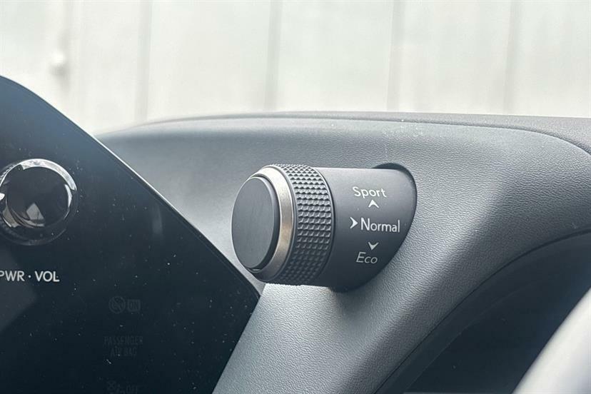 Lexus UX Ux 250H 4X2 Cvt Grey #24