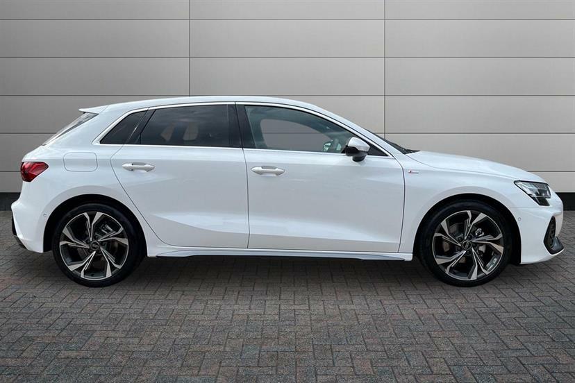 Audi A3 1.5 Tfsi 116 S Line S Tronic White #2