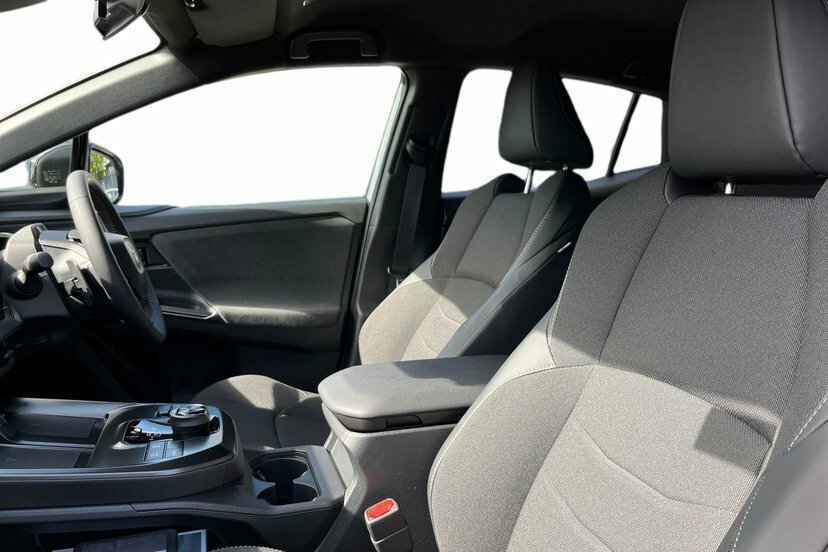 Toyota C-Hr C-hr 77Kwh Design Suv DG26WVX Grey #2