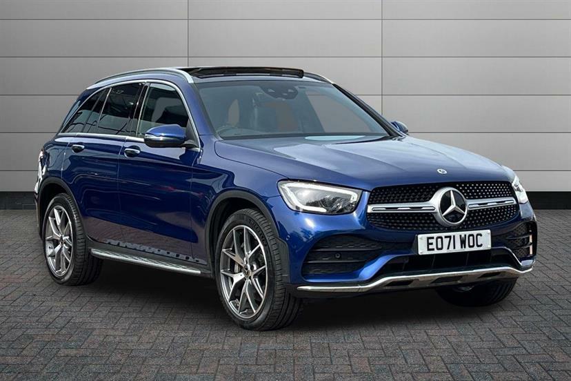 Mercedes-Benz GLC Class 300D 4Matic Amg Line Premium Pls 9G-tronic Blue