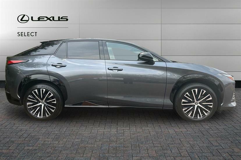 Lexus RZ 450E 230Kw Dir4 Premium 71 Kwh Bi-tone Black #4