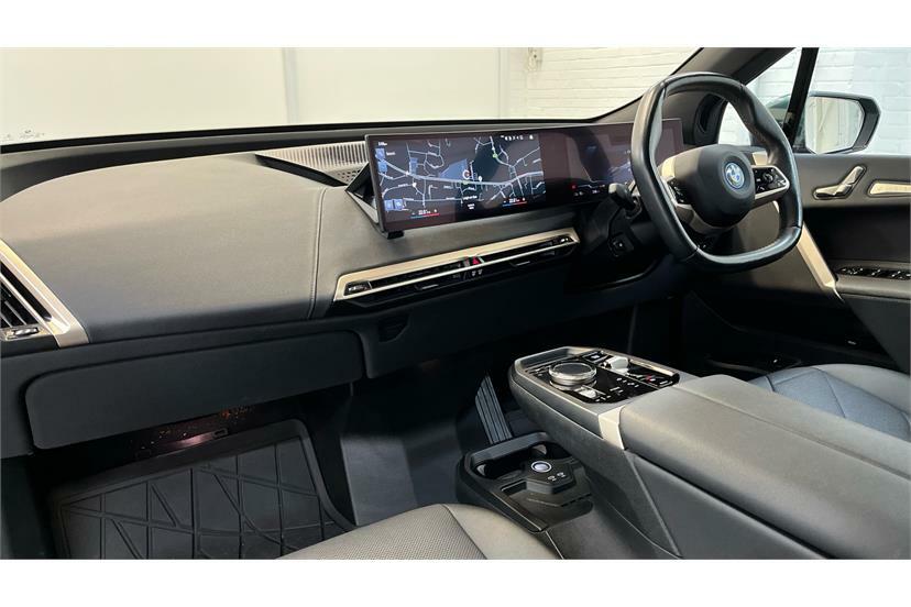 BMW iX 240Kw Xdrive40 M Sport 76.6Kwh Blue #6