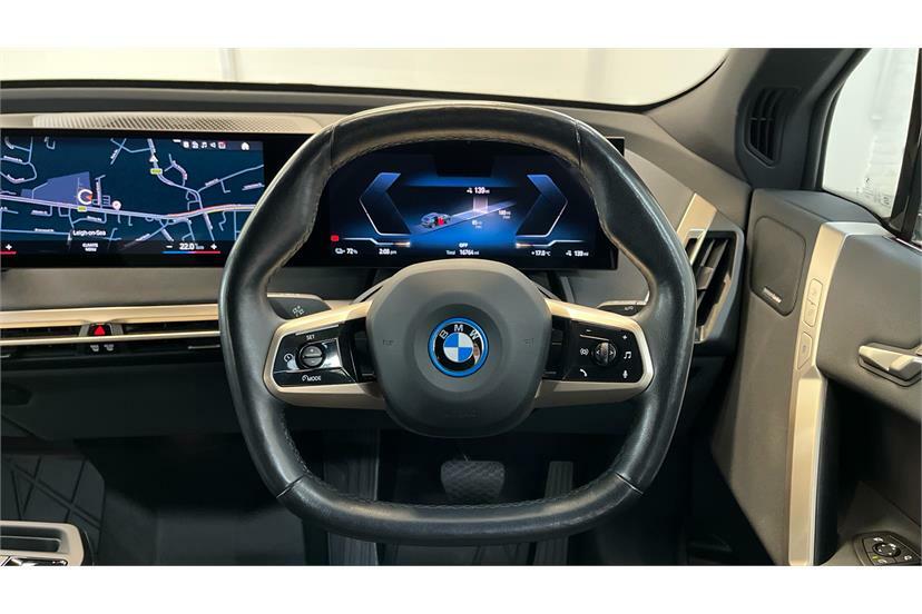 BMW iX 240Kw Xdrive40 M Sport 76.6Kwh Blue #4