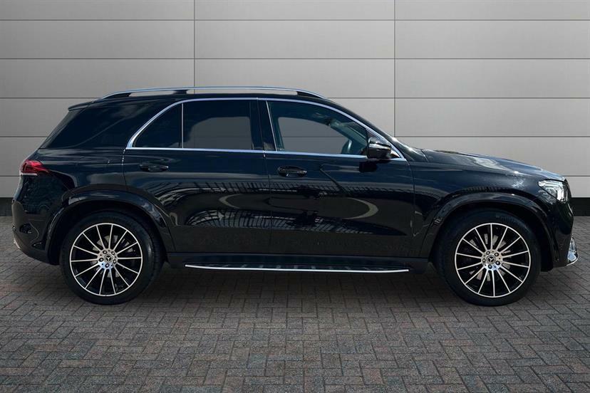 Mercedes-Benz GLE Class 400D 4Matic Amg Line Prem 9G-tronic 7 St Black #3