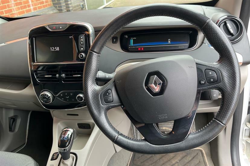 Renault Zoe 65Kw Dynamique Nav Quick Charge 22Kwh White #17