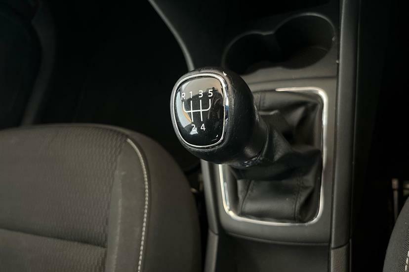 Skoda Rapid Spaceback 1.2 Tsi 90 Se Tech Blue #6