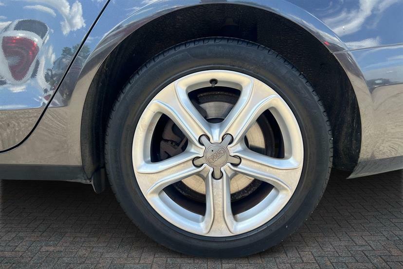Audi A4 2.0 Tdi 177 Quattro Se Technik S Tronic Grey #5