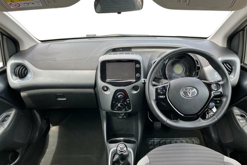 Toyota Aygo 1.0 Vvt-i X-play Grey #6